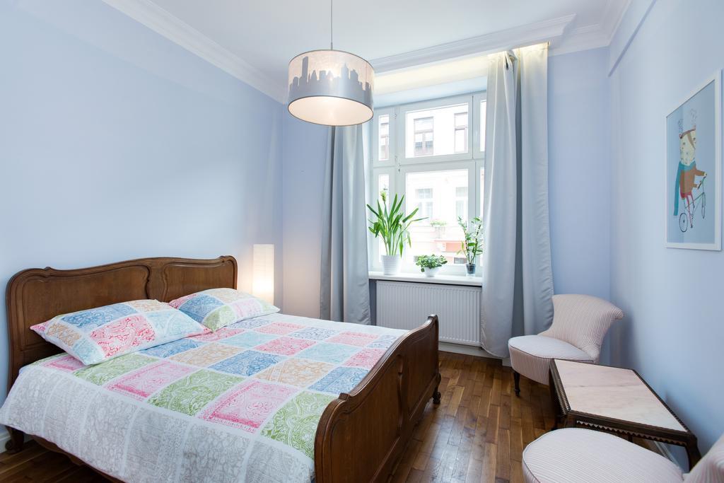 Style4Rent Sunny Old Town Apartments Cracovia Habitación foto