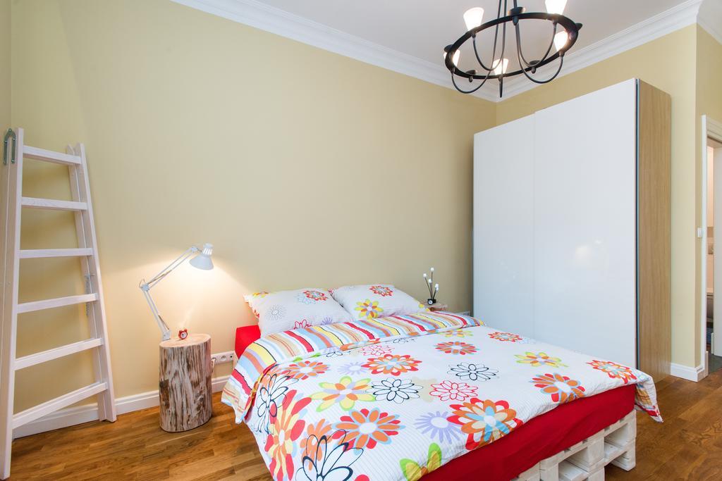 Style4Rent Sunny Old Town Apartments Cracovia Habitación foto