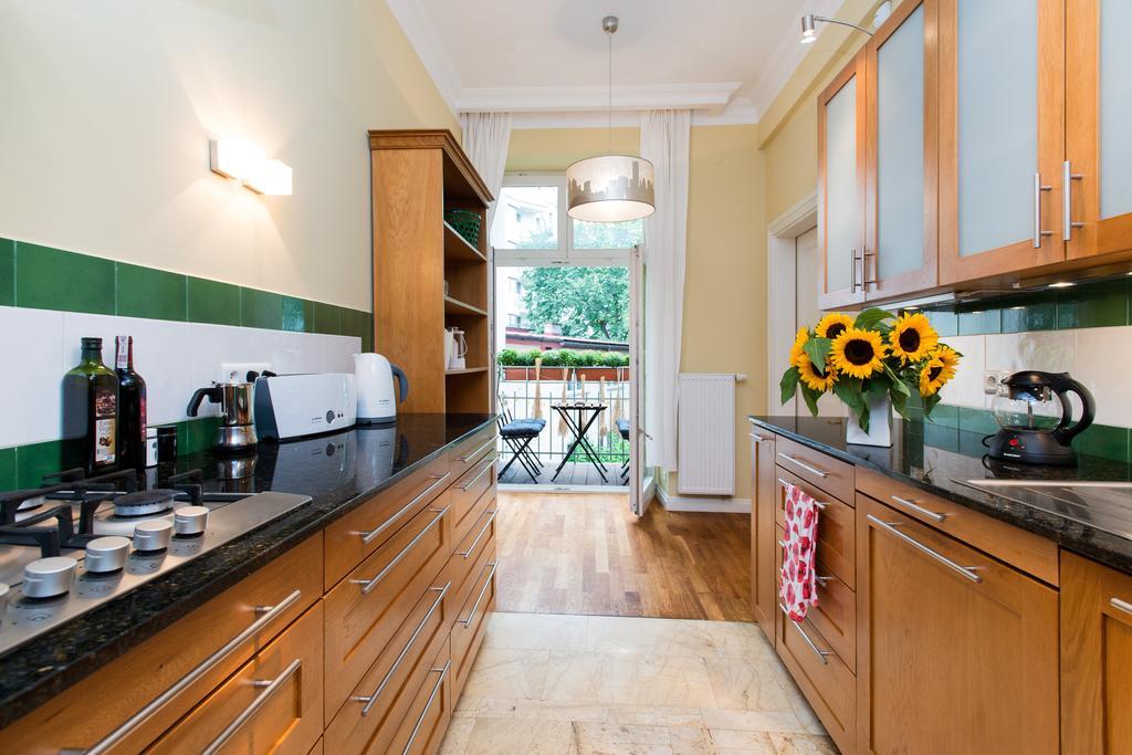 Style4Rent Sunny Old Town Apartments Cracovia Habitación foto